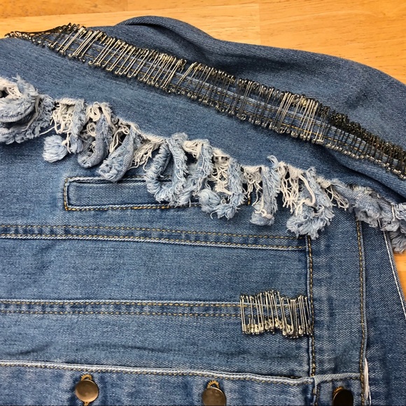 Hand painted Shredded Denim Jacket - Picture 16 of 16